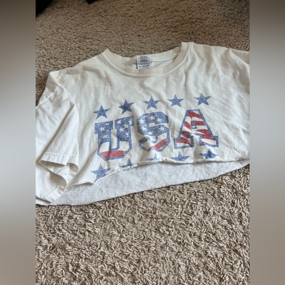 USA cropped Gildan T-shirt - Picture 1 of 5